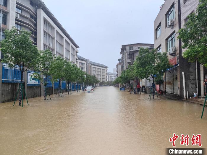 暴雨襲福建寧德 多處受淹（圖）(圖5)