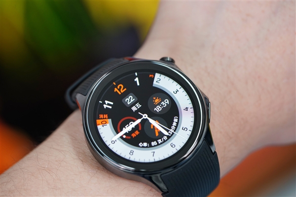 OPPO第一款圓表,！OPPO Watch X星夜飛行版圖賞