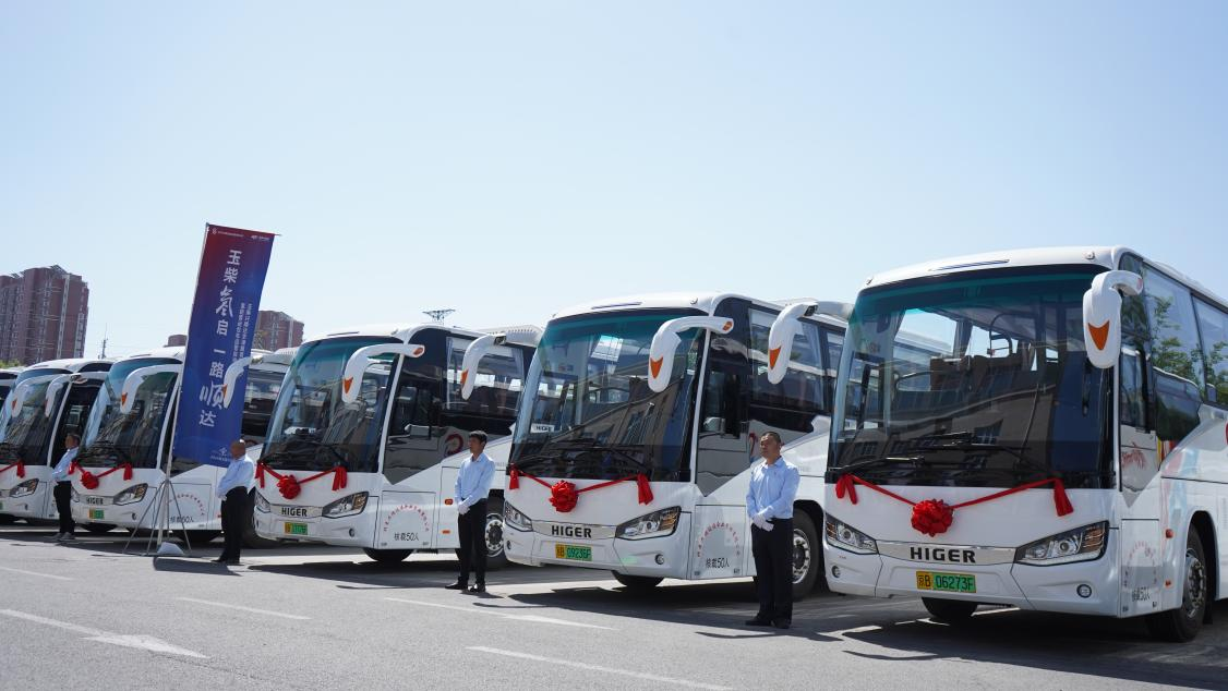 新能源車市新軍,！愛(ài)瑪電動(dòng)車知豆彩虹即將登場(chǎng)，續(xù)航超200km,！